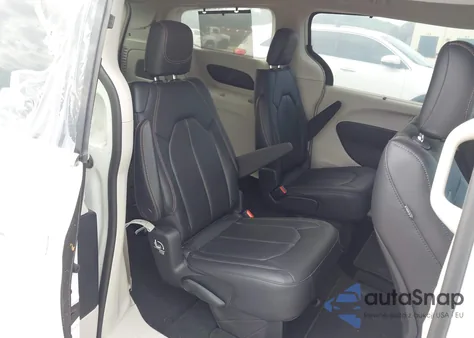 2020 Chrysler Pacifica Touring L z USA, uszkodzony, nr VIN 2C4RC1BG5LR247636